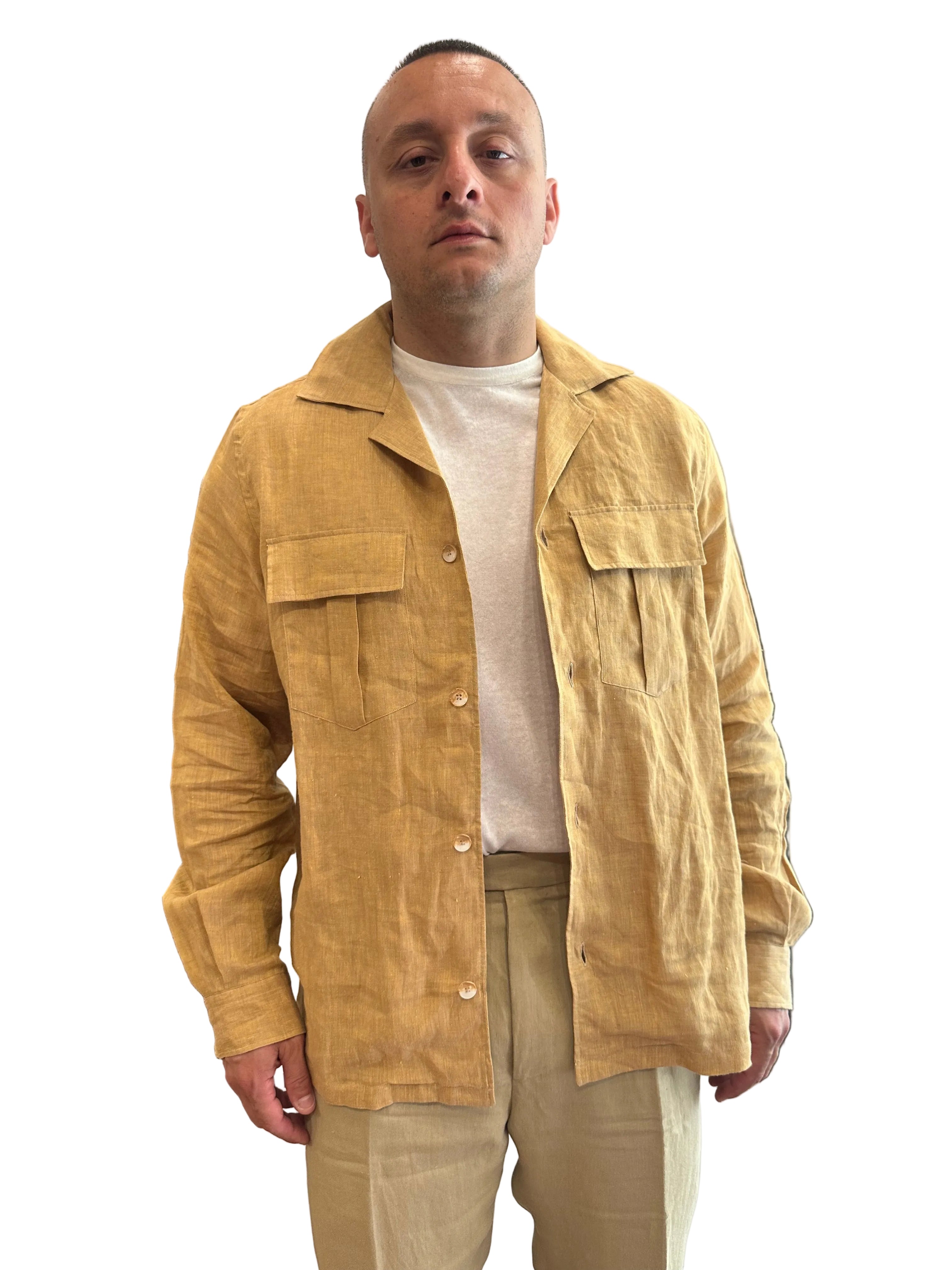Camicia in lino con tasche