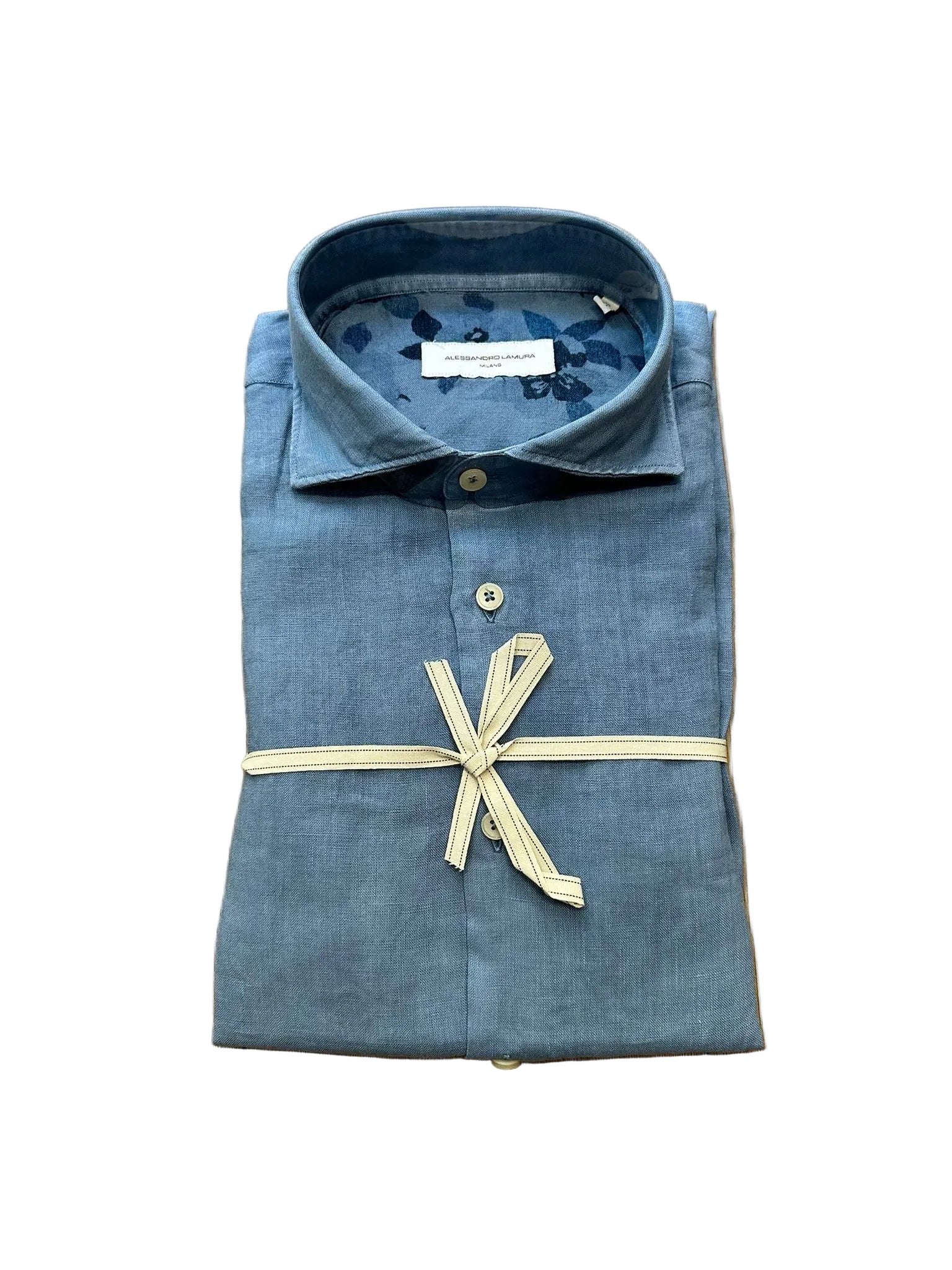 Camicia azzurra in lino